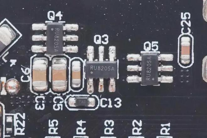 拆解分析倍思自带线充电宝内部用料MG不朽情缘从20W~67W深度(图8)