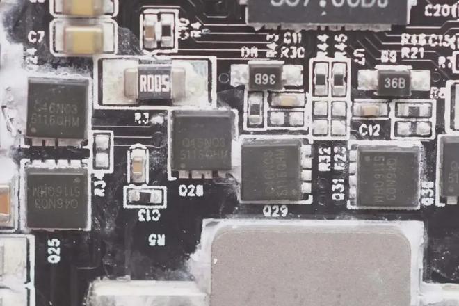 拆解分析倍思自带线充电宝内部用料MG不朽情缘从20W~67W深度(图13)